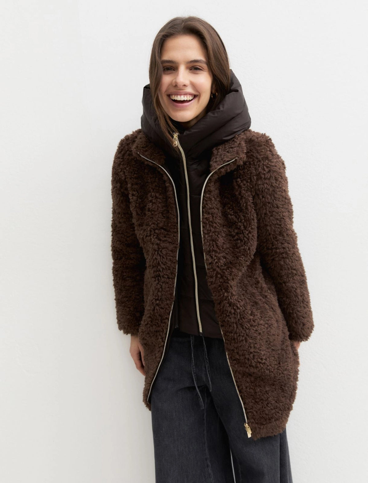 Cappotto con cappuccio e pettorina EMMECAREZZA