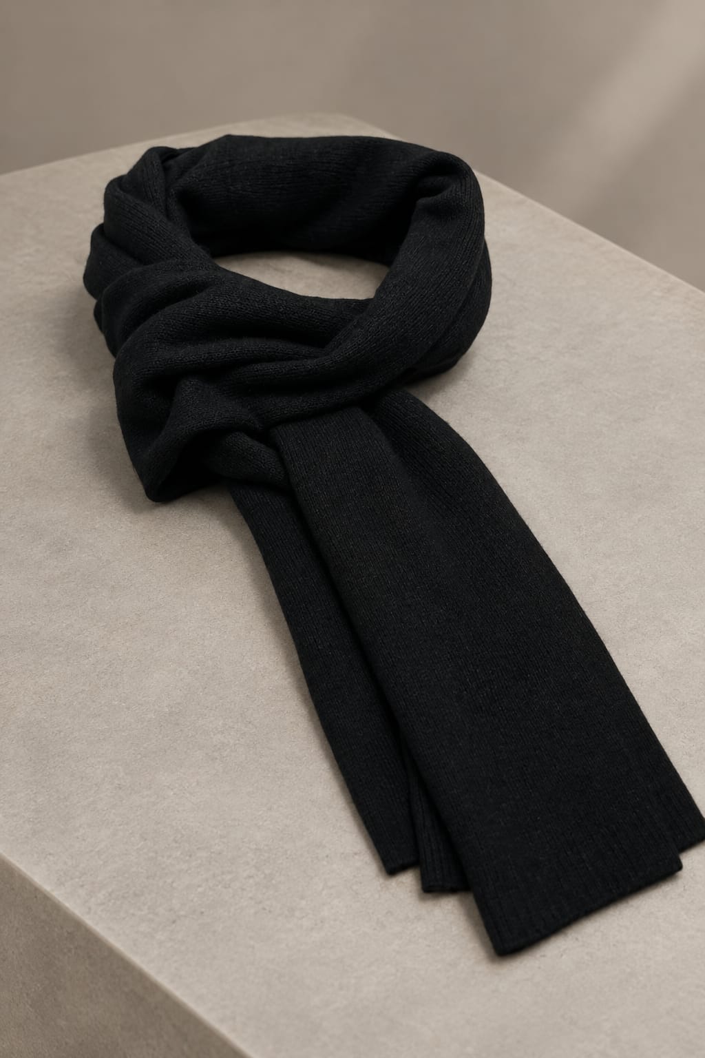 Sciarpa in cashmere nera BAHOBAB W410